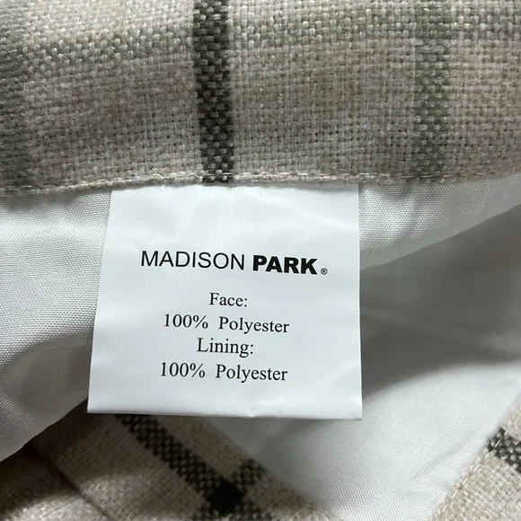 Madison Park one panel 50”x84”
Lined - Picture 6 of 8